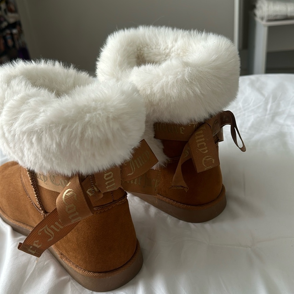 Juicy couture boots